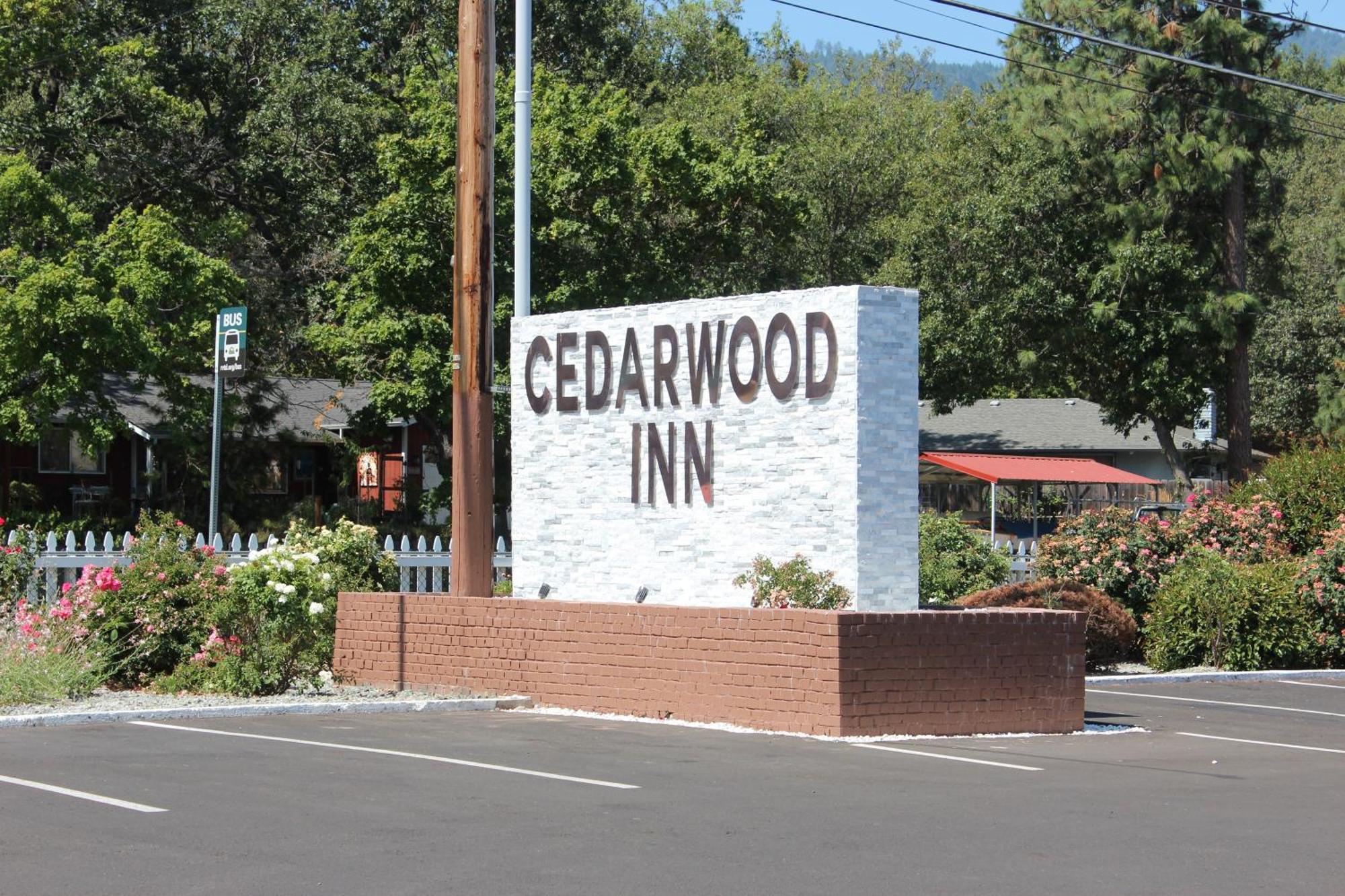 Cedarwood Inn Of Ashland Eksteriør bilde